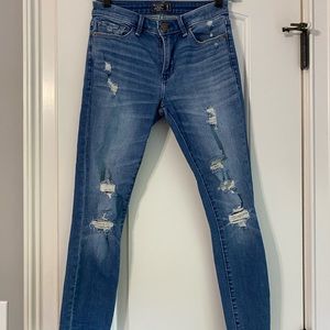 2 Abercrombie Jeans